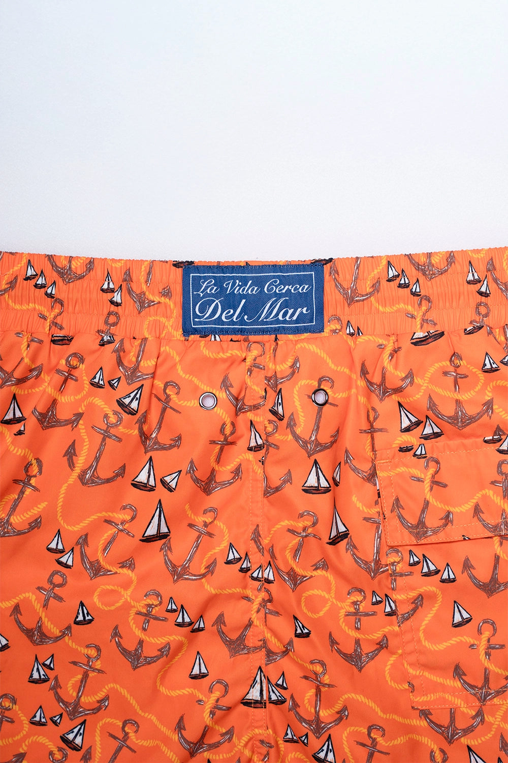 EL BAÑADOR: ANCHORS & SAILS