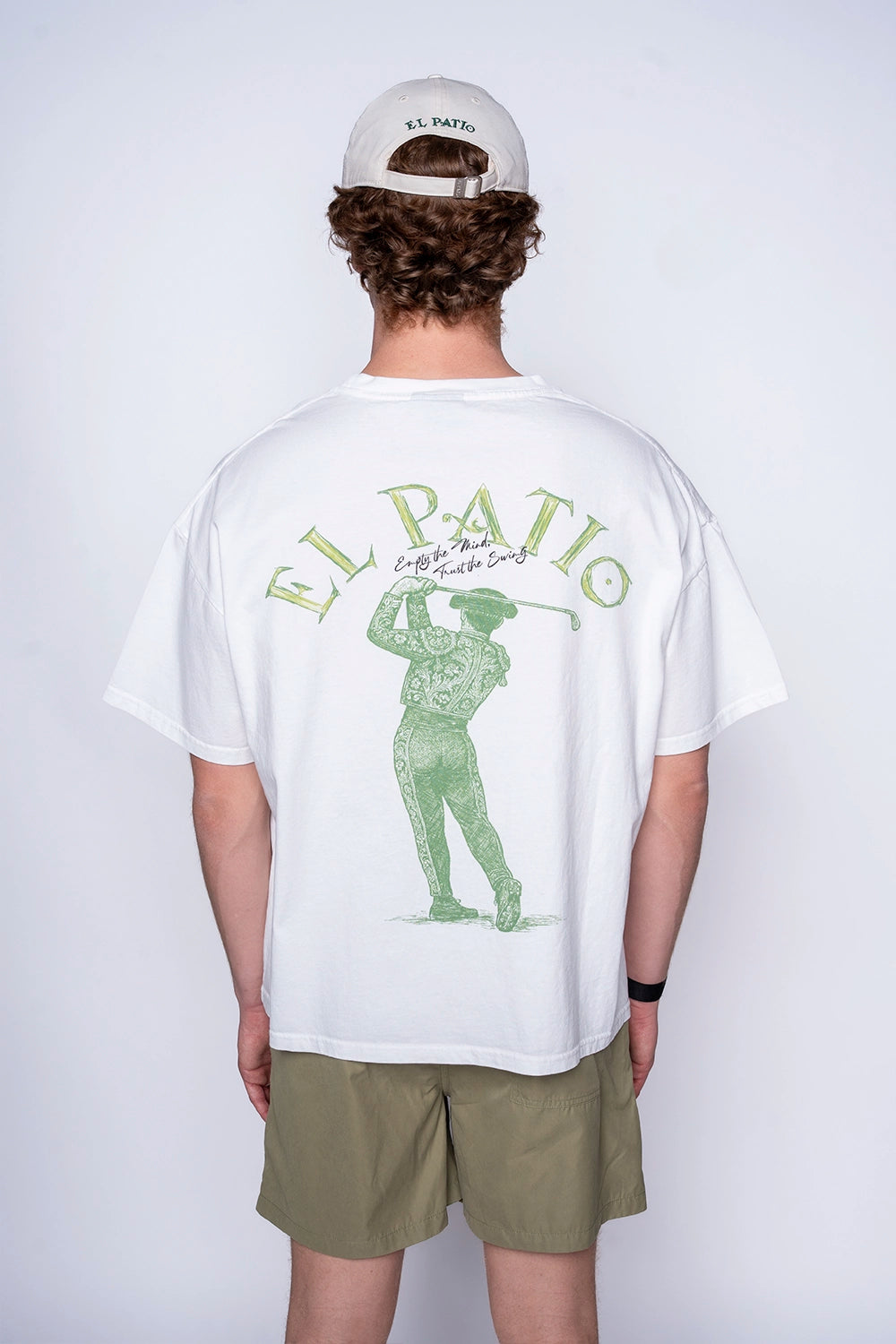 LA CAMISETA: GOLF SWING (Corte Boxy)