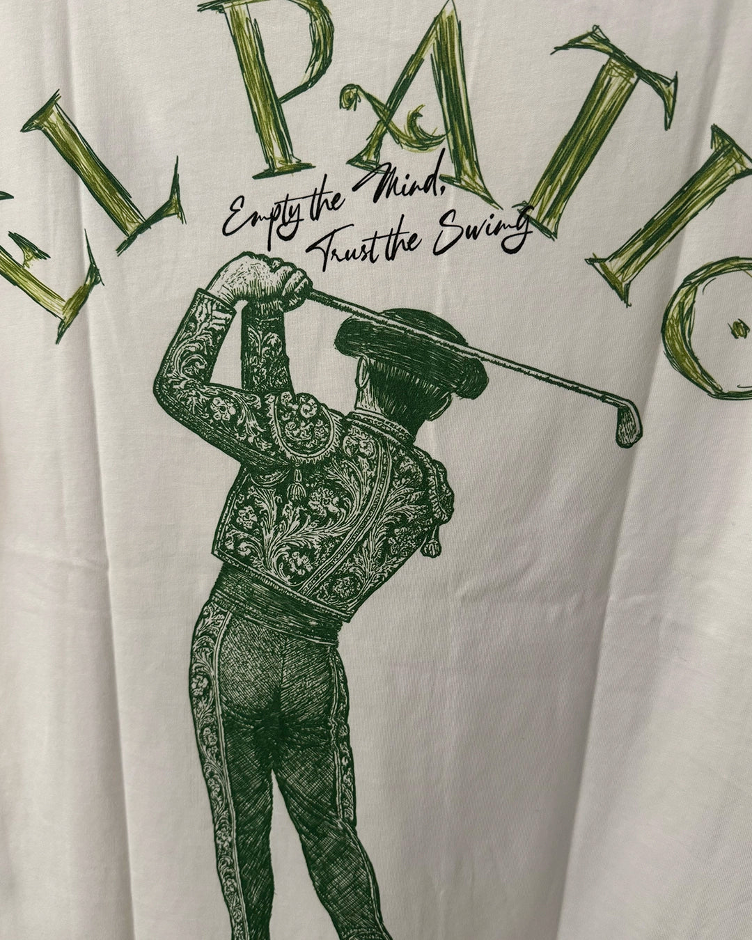 LA CAMISETA: GOLF (Corte Oversize Relajado)