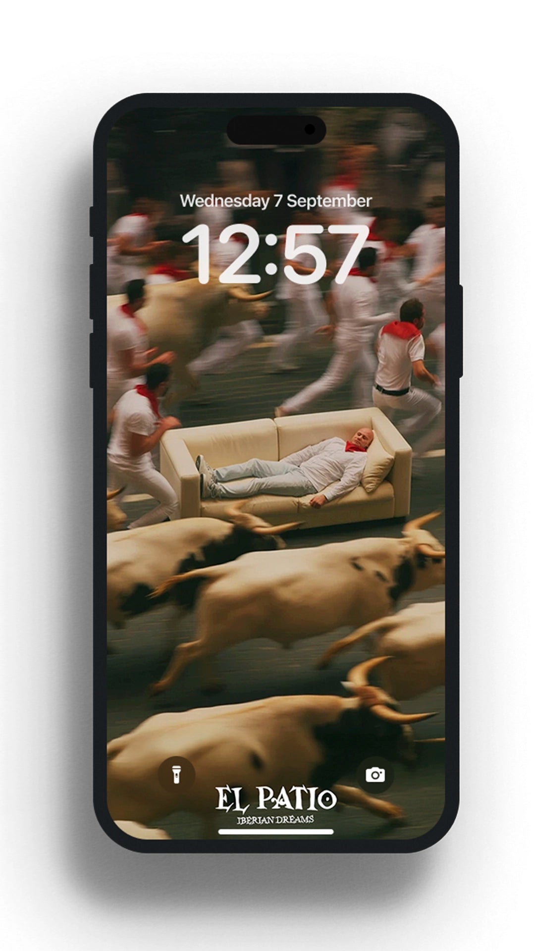 SIESTA SAN FERMIN WALLPAPER